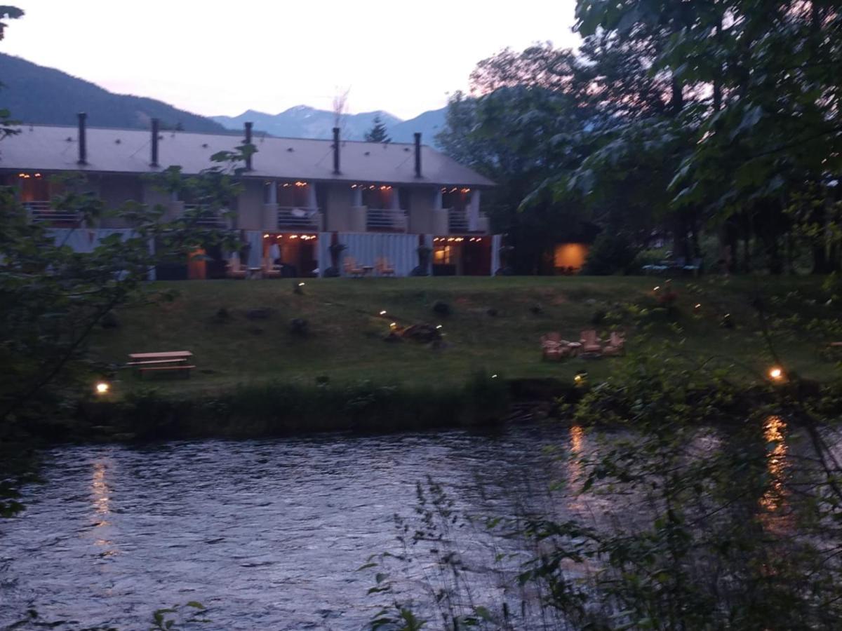 Moon River #3 *
